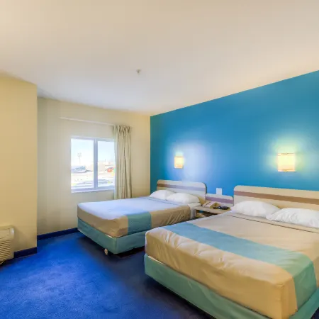 Super 8 by Wyndham Estevan