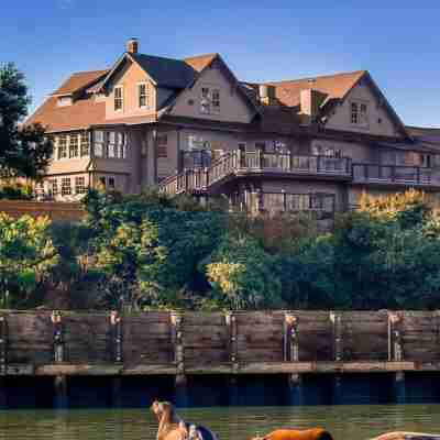 Noyo Harbor Inn Hotel Exterior