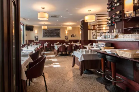 Downtown VI Vadi Hotel