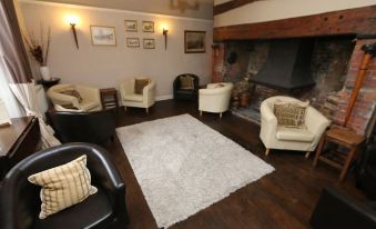 Ternhill Farm House - 5 Star Guest Accommodation with Optional Award Winning Breakfast