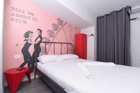 Cinema Hostel Jerusalem