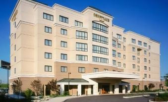 Courtyard by Marriott Newark Elizabeth