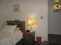 Olde Judge Mansion B&B Hotels in Troy