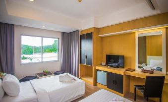 New Travel Lodge Hotel