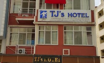 TJ's Hotel