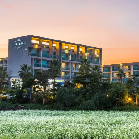 The Four Grace Resort
