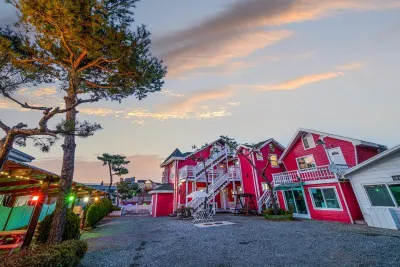 Daebudo the Groo Pension Hotels near Seonjaedo
