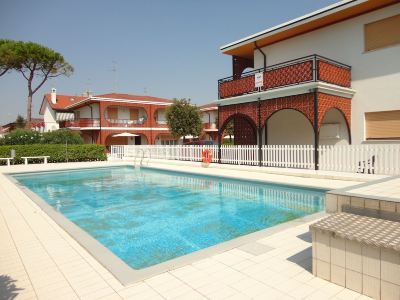 Outdoor Swimming Pool