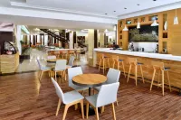 Four Points by Sheraton Riyadh Khaldia - bar