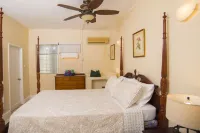Ground Floor Apartment Located in Hometown, 5 Min Walk to the Beach Hotels near Bathsheba Beach