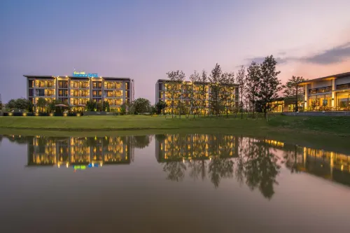 Green Ville Laguna Hotel Hotels in Sung Noen District