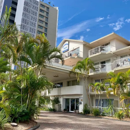 Outrigger Burleigh