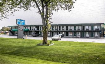 Rodeway Inn Grand Haven