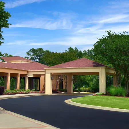 Courtyard Birmingham Homewood