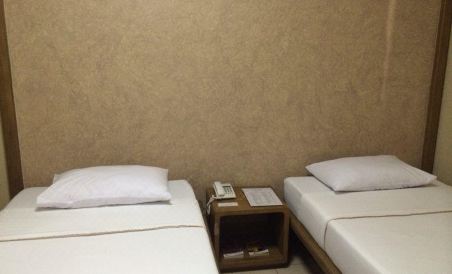 Uno Business Hotel - Housity