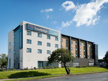 Travelodge Liverpool Stonedale Park Отели рядом с достопримечательностью «Айнтри Рейскорс»