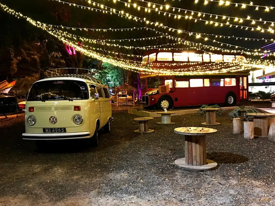 Pd London Bus Retro Village - Port Dickson