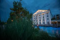 4-Sterne Superior Erlebnishotel Bell Rock, Europa-Park Erlebnis-Resort - Pools