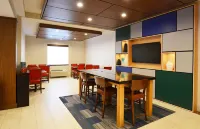 Holiday Inn Express Pittsburgh-Bridgeville Hôtels à : Cecil Township