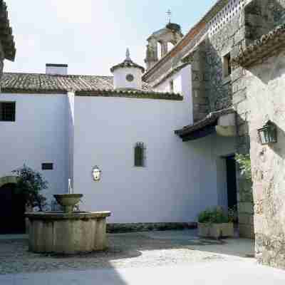 Parador de Trujillo Hotel Exterior