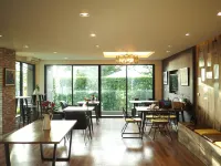De Amber Bang Sarae by Beach Holiday - Condos