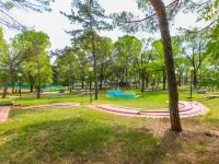Belvedere Pineta Camping Village - Homestays