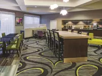 La Quinta Inn & Suites by Wyndham Las Vegas Summerlin Tech Hotels near Durango Hills Golf Course