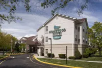 Homewood Suites by Hilton Newark - Cranford فنادق في Cranford