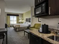 Holiday Inn Express & Suites CONWAY by IHG Hotels in Conway