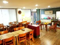 Seolhwa Motel - Motels