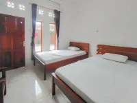 RedDoorz Near Pamugaran Beach Pangandaran