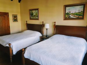 Casa Carmel Bed and Breakfast