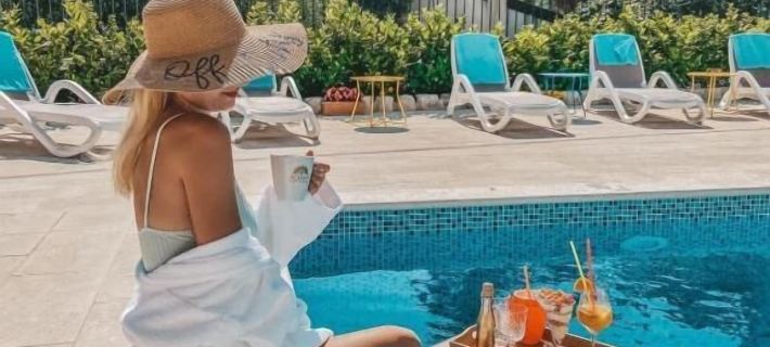 Agava Lux Rooms&Pool Hotele w: Split