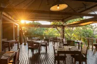 Ndhula Luxury Tented Lodge - Завтрак