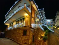 奧古斯提尼亞納酒店