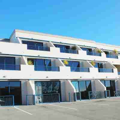 Bay Viaduct Motor Lodge Hotel Exterior