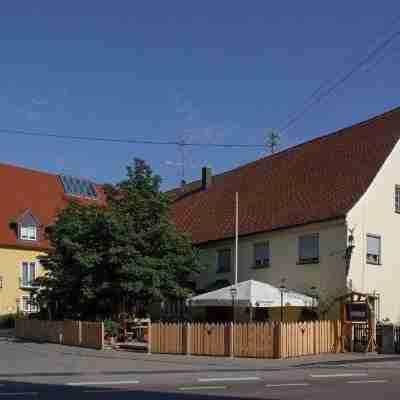 Neumaiers Hirsch -Gasthof Und Landhotel Hotel Exterior