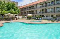 Holiday Inn Express PALM DESERT by IHG - Pools