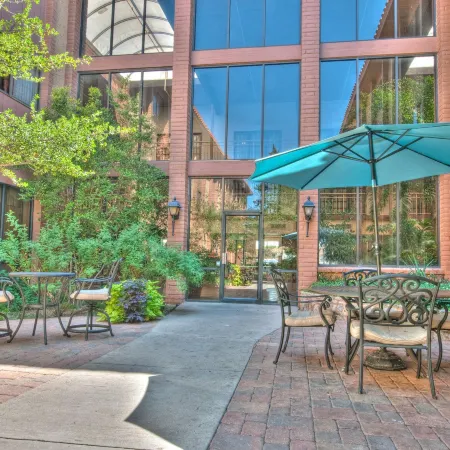 Mcm Elegante Suites Abilene