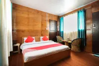 Silver Dew Resorts and Restaurant فنادق في Kempty Range