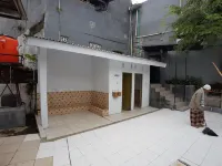 La Derra Hotel Hotels near IFFA CELL