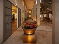 KoenoKoeni Boutique Hotel - parking