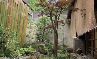 Traditional Japanese Apartment Tonari