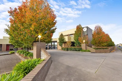 Presidential Motel Hotels near Blue Lake