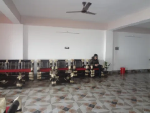 Hotel Aashiyana