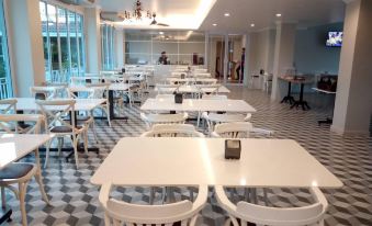 Rattana View Hotel - Housity