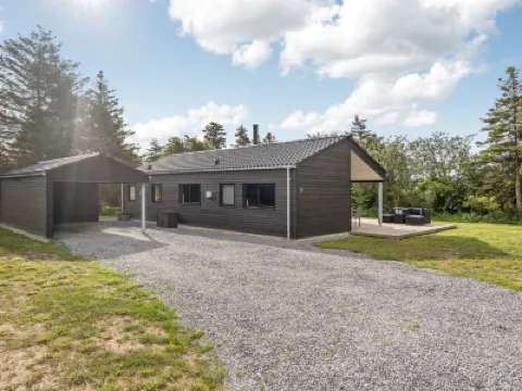 "Hildegard" - 1.5km from the Sea Hotels near MTB Bagterp Plantage