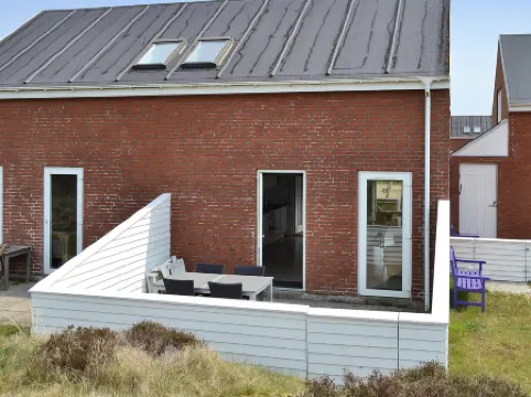 "Mirija" - 2.3km from the Sea