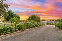 Burringa Garden Motel