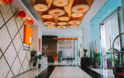 V Hotel & Residence Bandung - Morgenmad